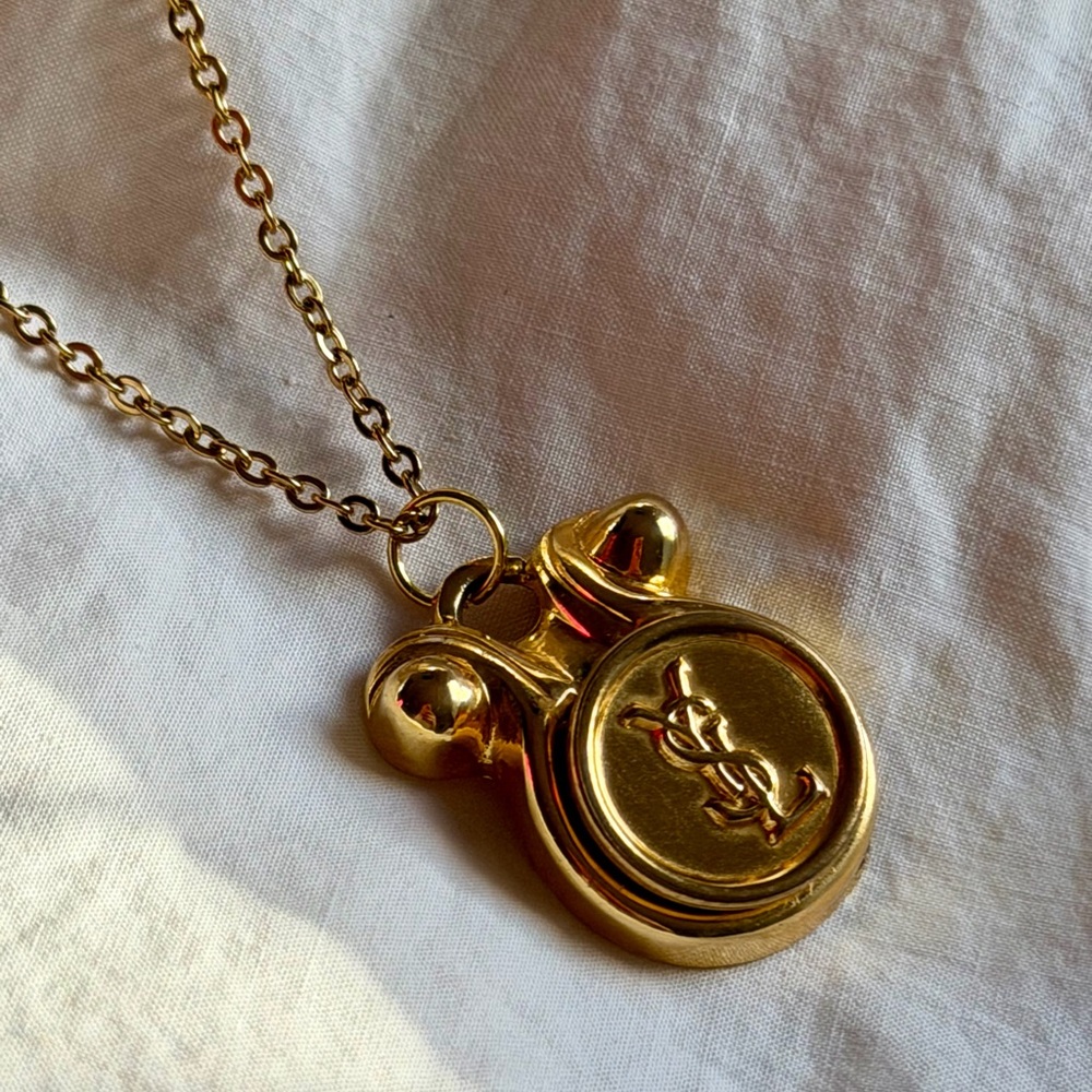 Yves Saint Laurent Luxurious Gold Necklace - Picture 15 of 15